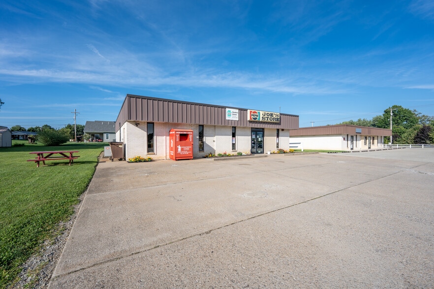 1310 Monastery Dr, Latrobe, PA for sale - Building Photo - Image 3 of 22