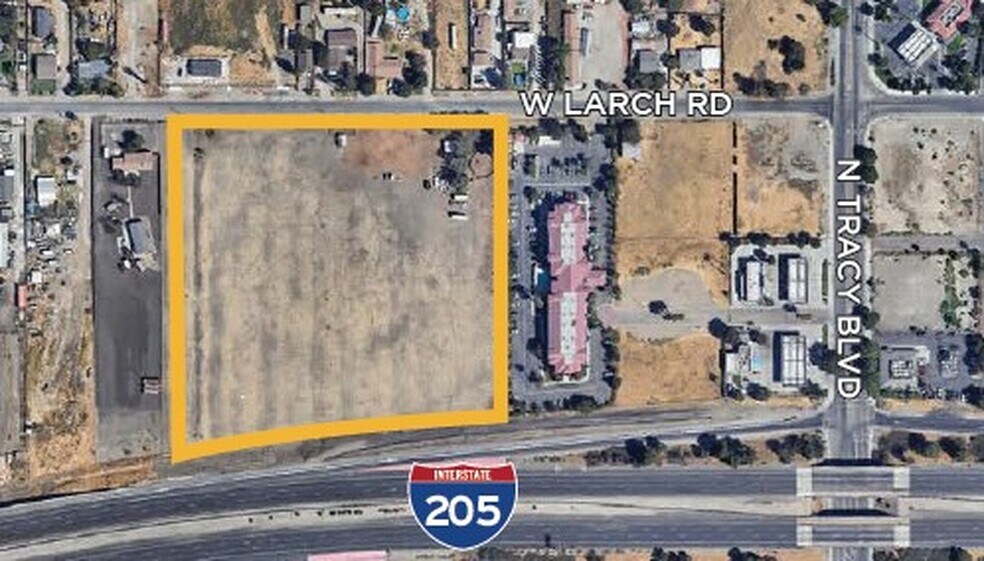 10722 W Larch Rd, Tracy, CA for sale - Building Photo - Image 3 of 6