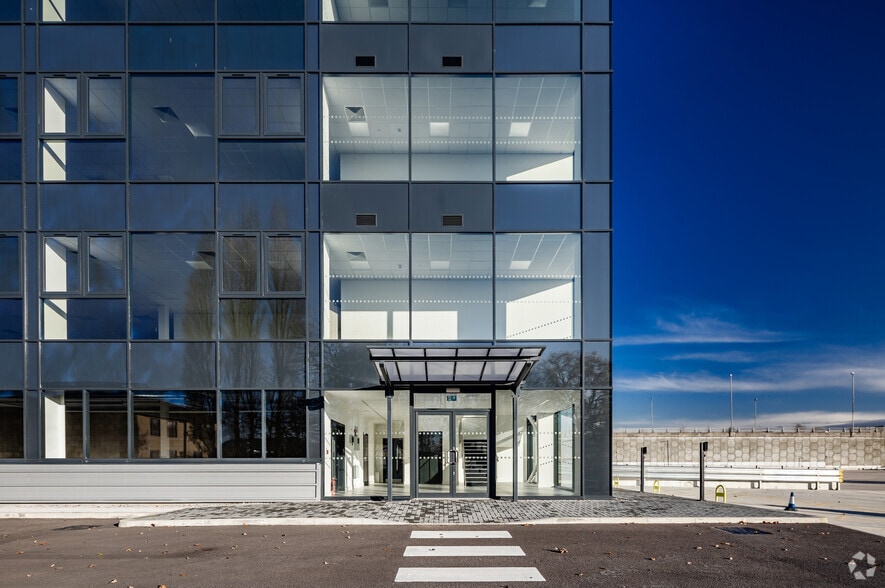 Stanley Green Business Park, Cheadle for lease - Building Photo - Image 2 of 26