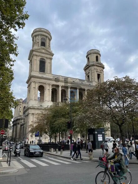 Commerce de détail dans Paris à louer - Photo du bâtiment - Image 2 de 4