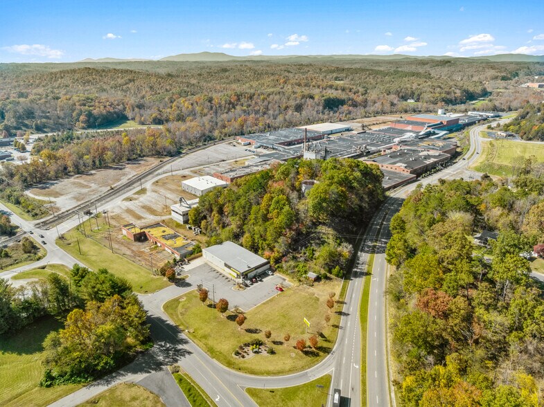 1641 Fairystone Park Hwy, Stanleytown, VA for sale - Building Photo - Image 2 of 72