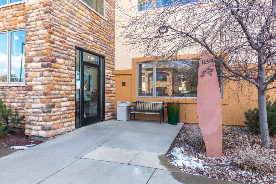 1189 S Perry St, Castle Rock, CO à louer - Photo du bâtiment - Image 3 de 8