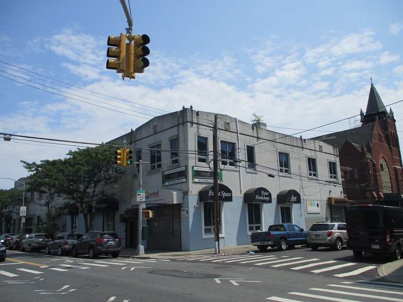 400 Liberty Ave, Brooklyn, NY for lease - Building Photo - Image 1 of 10