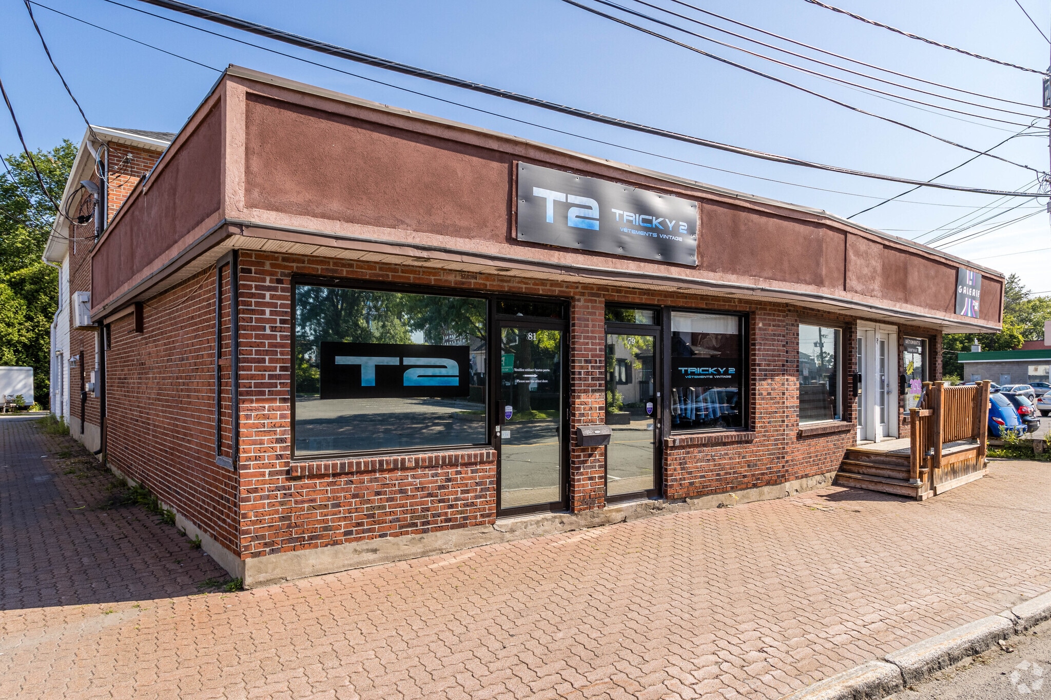 77-81 Av Donegani, Pointe-claire, QC for sale Primary Photo- Image 1 of 1