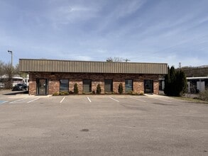 120 Holiday Ct, Franklin, TN for lease Building Photo- Image 2 of 11