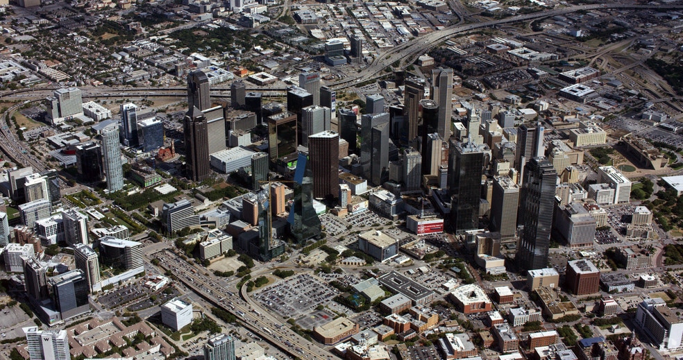 2021 McKinney Ave, Dallas, TX for lease - Aerial - Image 3 of 10