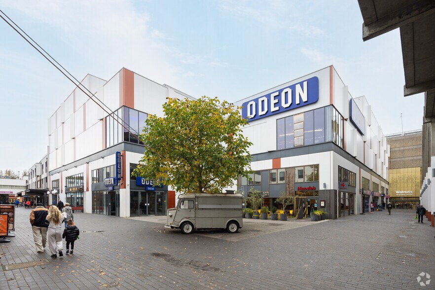 High St, Orpington à louer - Photo du bâtiment - Image 2 de 6