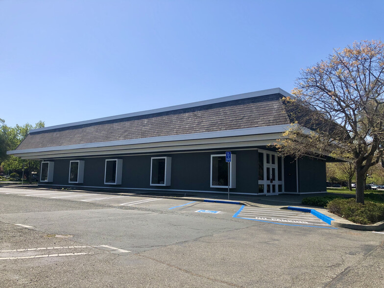 535 Center St, Moraga, CA for lease - Building Photo - Image 2 of 11