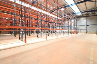 Flex in Genas for lease Building Photo- Image 2 of 7