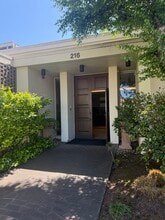 216 Park Rd, Burlingame, CA for lease Interior Photo- Image 1 of 4