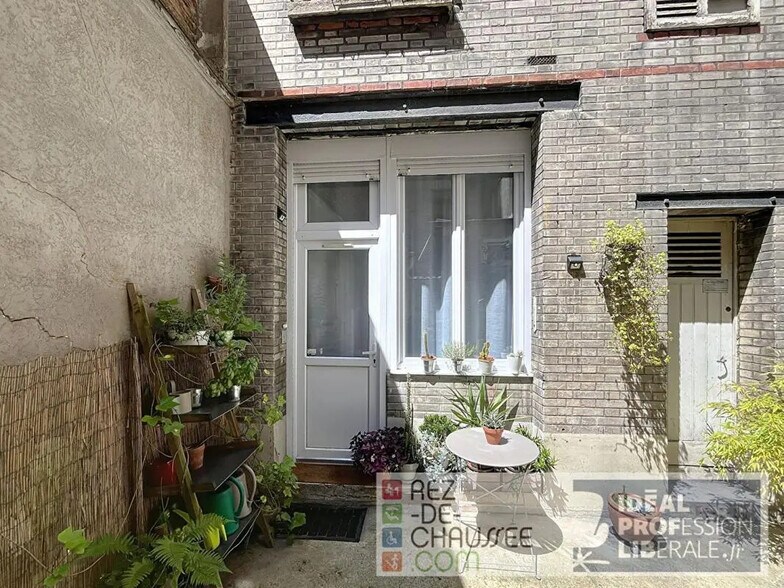 Bureau dans Paris à vendre - Photo du bâtiment - Image 2 de 16