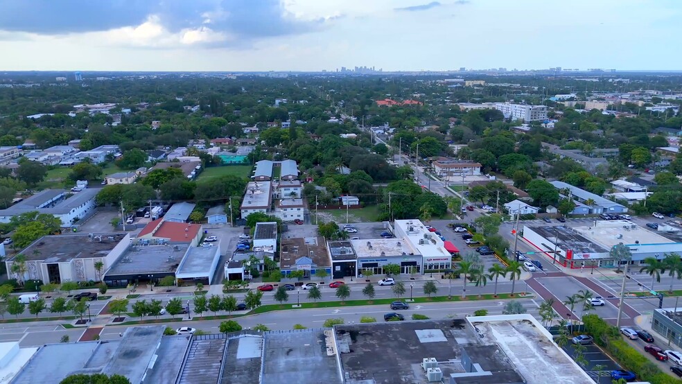 2419 Hollywood Blvd, Hollywood, FL for sale - Commercial Listing Video - Image 2 of 32