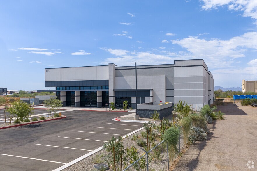 11244 E Pecos Rd, Mesa, AZ à louer - Photo principale - Image 1 de 9