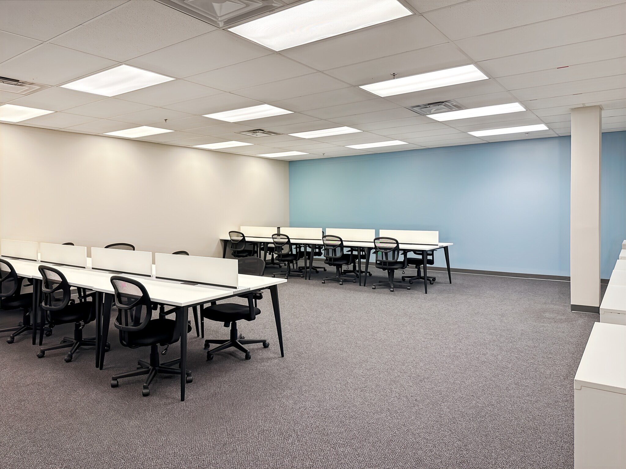 1255 Kemper Meadow Dr, Cincinnati, OH à louer Photo du bâtiment- Image 1 de 12