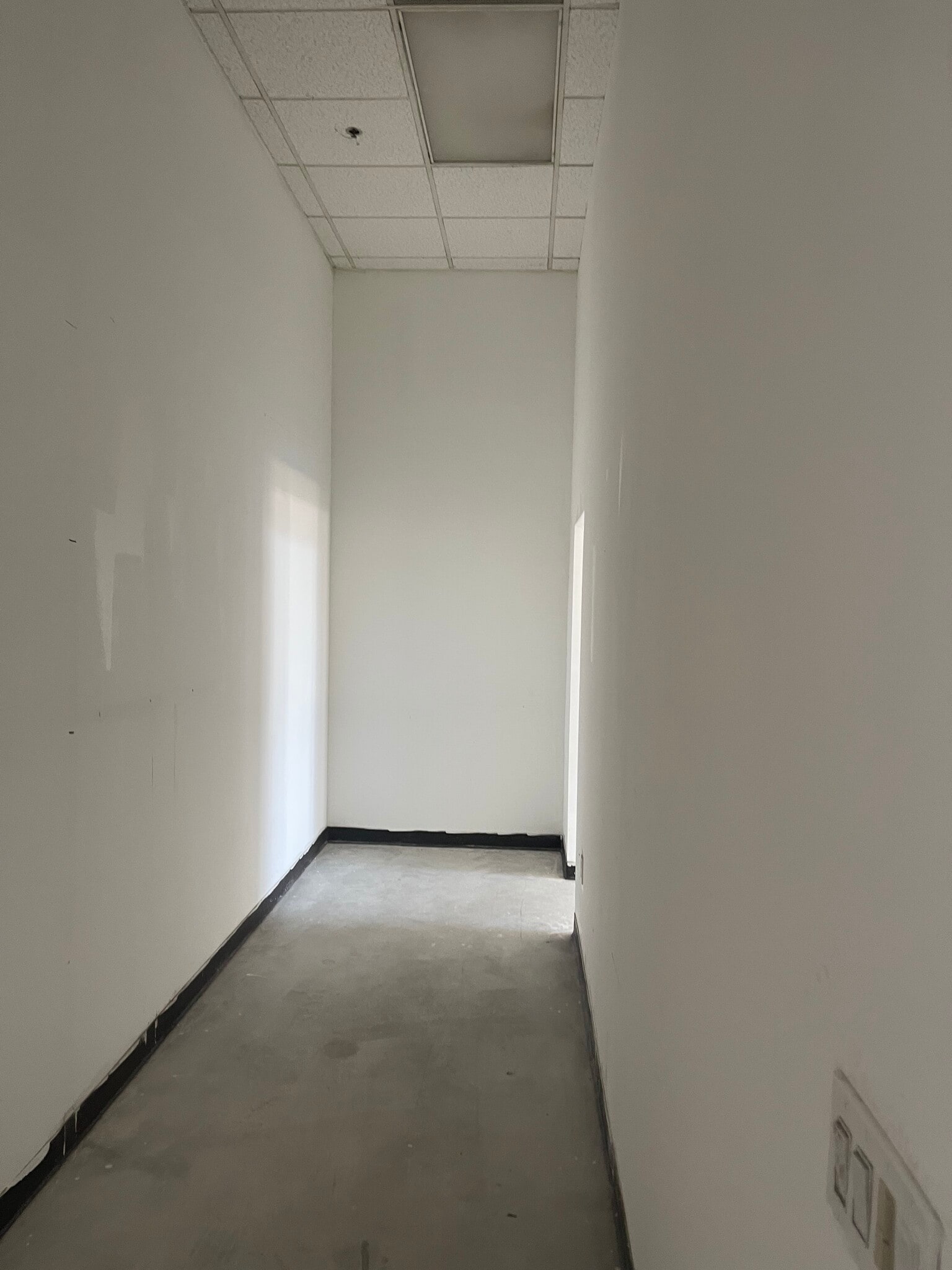11215-11389 Long Beach Blvd, Lynwood, CA for lease Interior Photo- Image 1 of 6