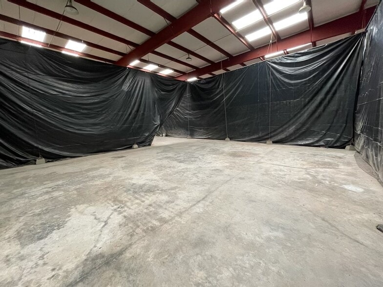 243 Butano Cut Off, Pescadero, CA for lease - Interior Photo - Image 3 of 14