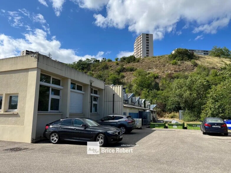 86 Rue De La Pelletière, Rillieux-la-Pape à vendre - Photo principale - Image 2 de 4