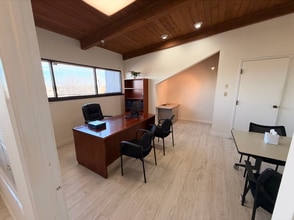 3901 Airport Fwy, Bedford, TX for lease Interior Photo- Image 2 of 4