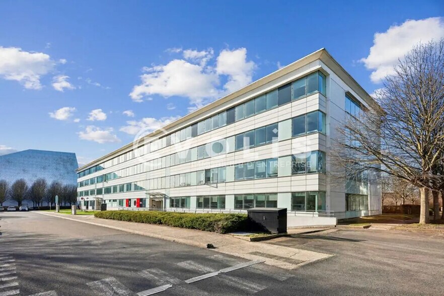 4-6 Allée De La Mixité, Lieusaint for lease - Building Photo - Image 1 of 14