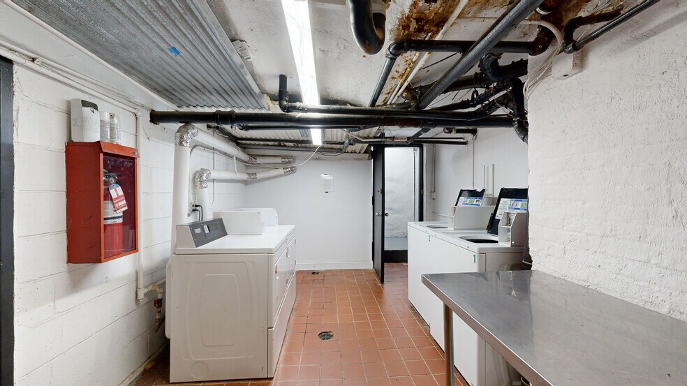 484 Amsterdam Ave, New York, NY à vendre - Numérisation 3D de Matterport - Image 3 de 17