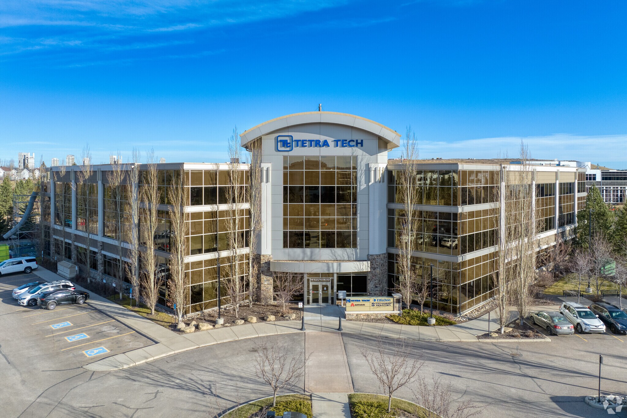 140 Quarry Park Blvd SE, Calgary, AB for sale Primary Photo- Image 1 of 1