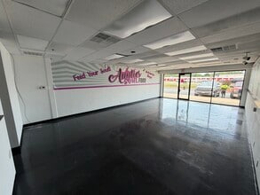 101 N Douglas Blvd, Midwest City, OK for lease Interior Photo- Image 1 of 6