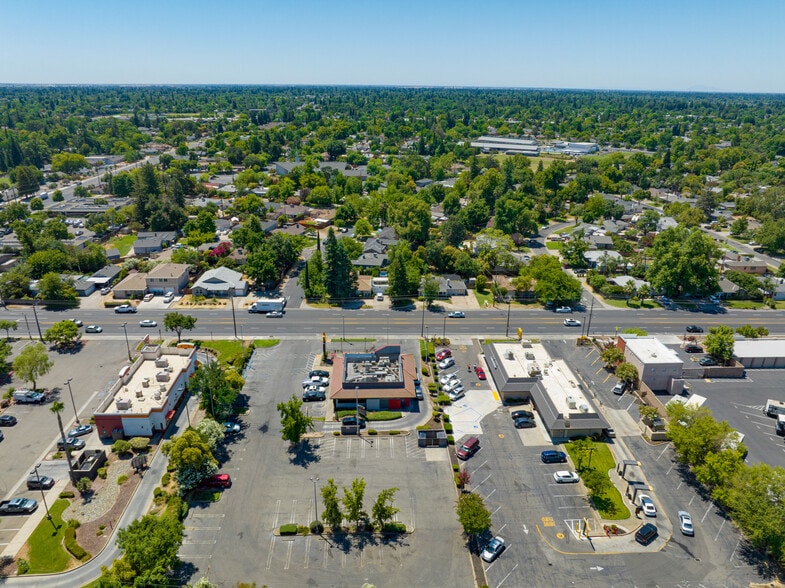 4205 Marconi Ave, Sacramento, CA à louer - Photo du bâtiment - Image 2 de 5