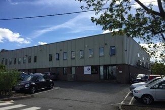 Plus de détails pour Merrow Ln, Guildford - Industriel à vendre