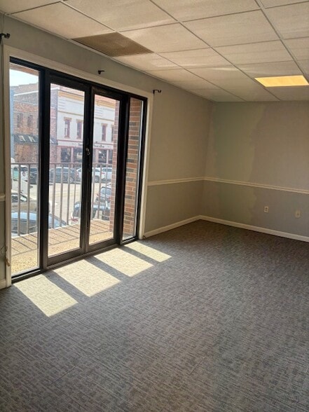 102 W 7th St, Columbia, TN for lease - Building Photo - Image 2 of 10