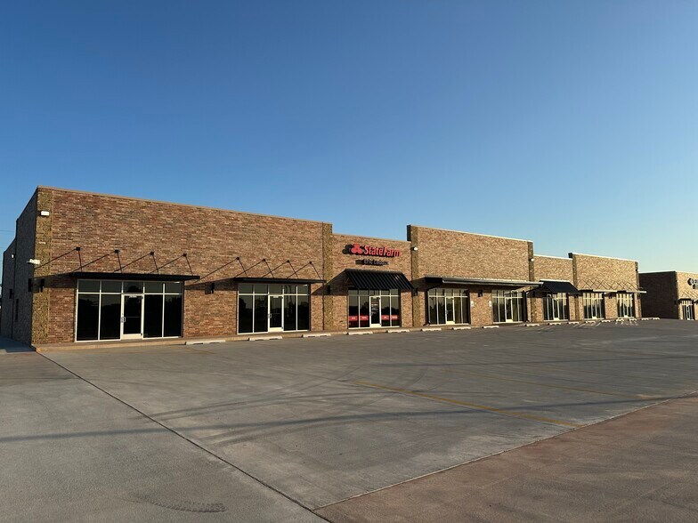 2946 NW 32nd St, Newcastle, OK à louer - Photo du bâtiment - Image 2 de 6