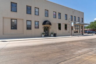 3415 Westminster Ave, Dallas, TX for lease Interior Photo- Image 2 of 23