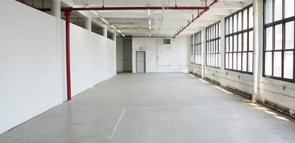 47-32 Austell Pl, Long Island City, NY for lease Interior Photo- Image 2 of 4