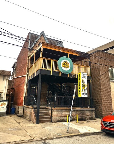 226 Meyran Ave, Pittsburgh, PA à vendre - Photo du bâtiment - Image 1 de 1