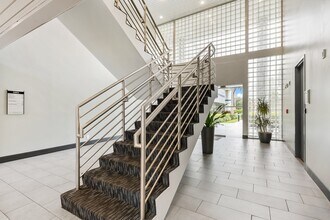 3313 W Commercial Blvd, Fort Lauderdale, FL à louer Photo du bâtiment- Image 2 de 9