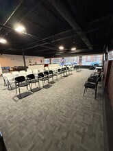 1-45 Huntington Ln, Wheeling, IL à louer Photo intérieure- Image 2 de 6