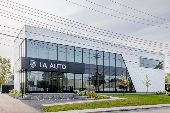 Plus de détails pour 5850 Av Andover, Mt Royal, QC - Industriel à louer