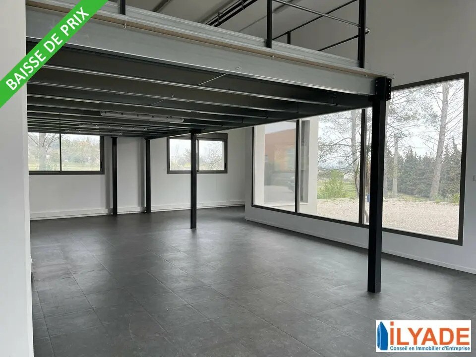Office in Gardanne for lease Building Photo- Image 1 of 7