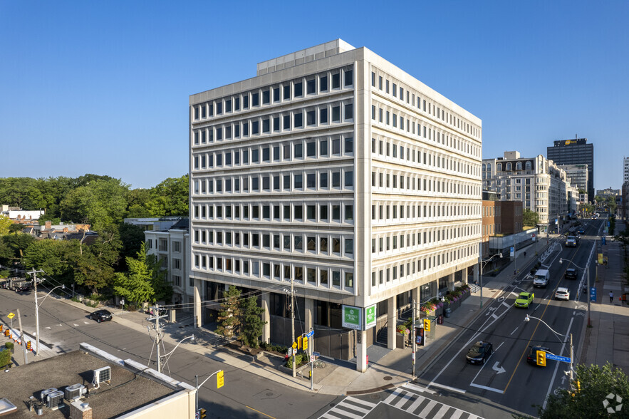 1300 Yonge St, Toronto, ON à louer - Photo principale - Image 1 de 6