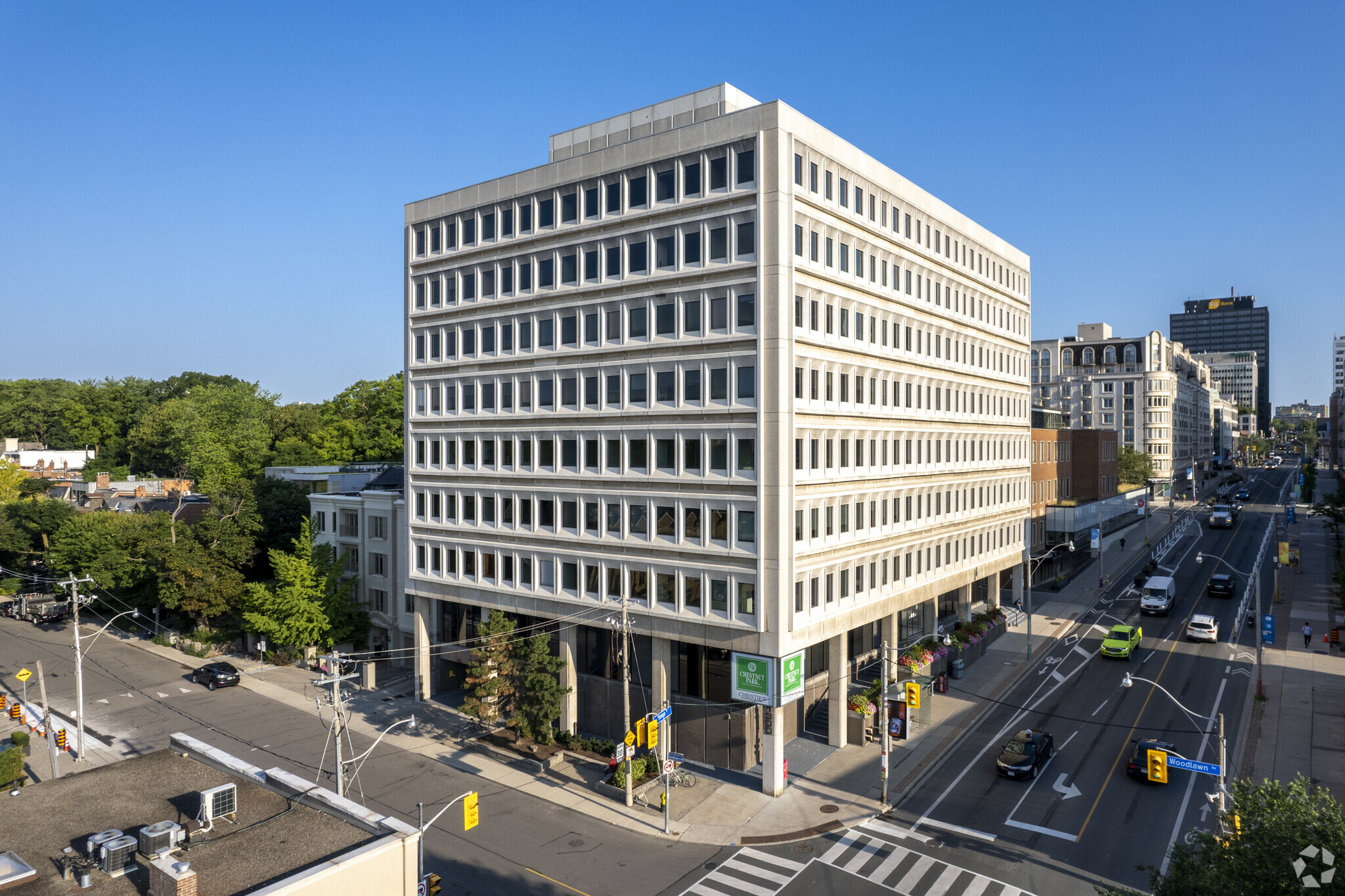 1300 Yonge St, Toronto, ON à louer Photo principale- Image 1 de 7