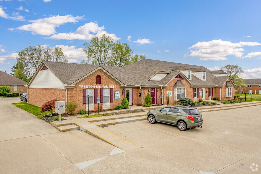 300-304 Edgewood Dr, Trenton, OH à louer - Photo du bâtiment - Image 3 de 48