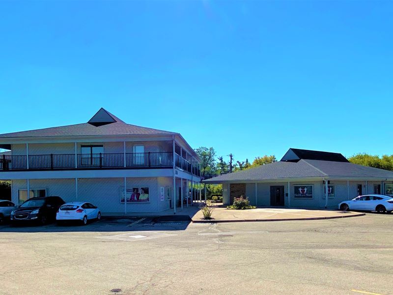 7370-7372 Kingsgate Way, West Chester, OH for lease Building Photo- Image 1 of 10