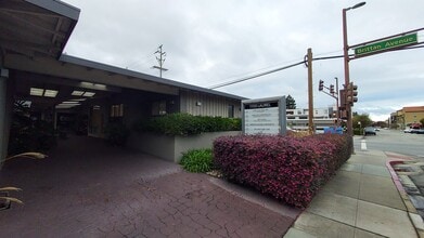 1100 Laurel St, San Carlos, CA à louer Photo du bâtiment- Image 2 de 14