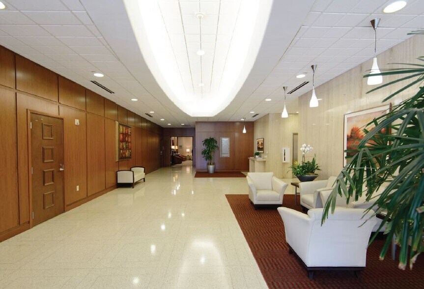 1001 Wade Ave, Raleigh, NC à louer - Photo intérieure - Image 2 de 12