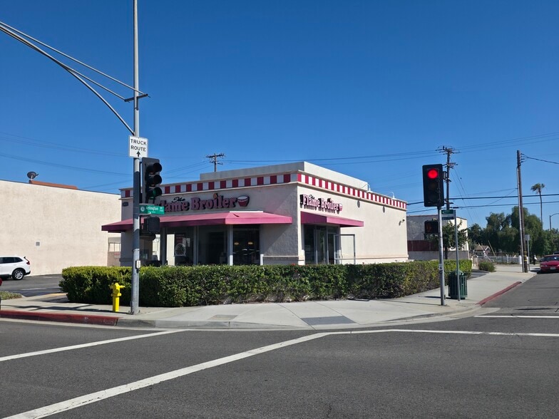 2024 W Carson St, Torrance, CA à vendre - Photo du bâtiment - Image 2 de 8