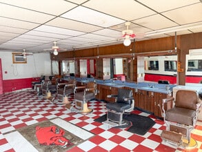 1200-1220 N Garland Ave, Fayetteville, AR for lease Interior Photo- Image 2 of 10
