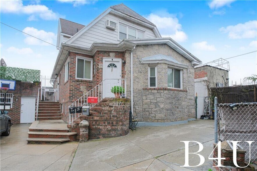 2075 Flatbush Ave, Brooklyn, NY à vendre - Photo du bâtiment - Image 3 de 4
