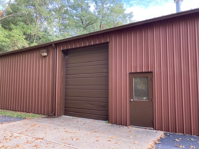 862 Lenox Ave, Portage, MI for sale - Building Photo - Image 3 of 29