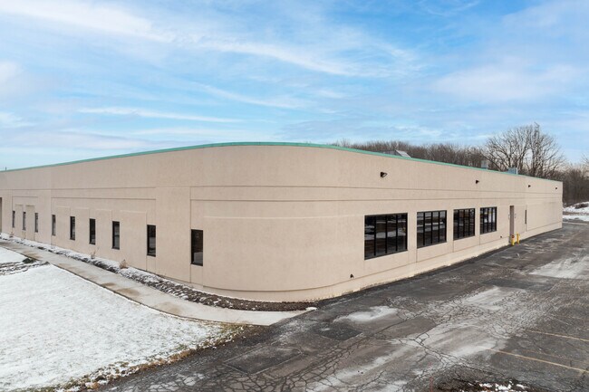Plus de détails pour 1600 Enterprise Pky, Twinsburg, OH - Industriel à louer