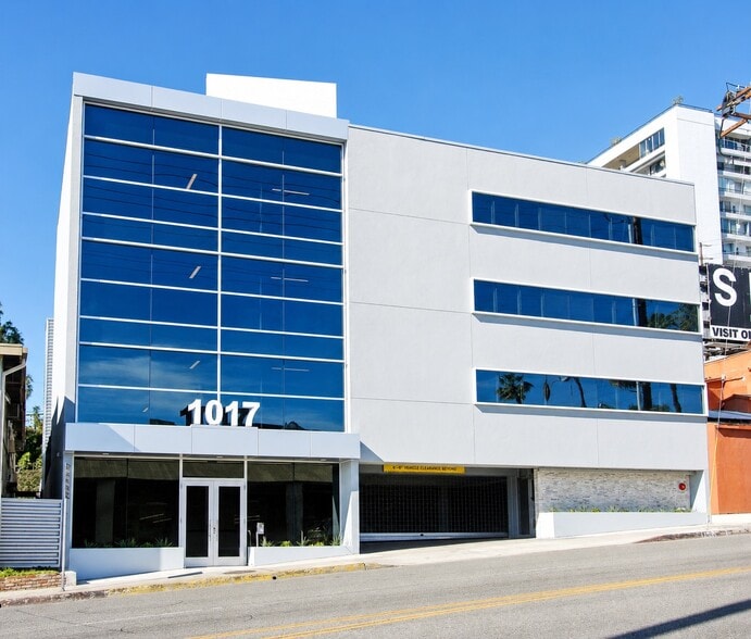 1017 N La Cienega Blvd, West Hollywood, CA for lease - Building Photo - Image 3 of 7