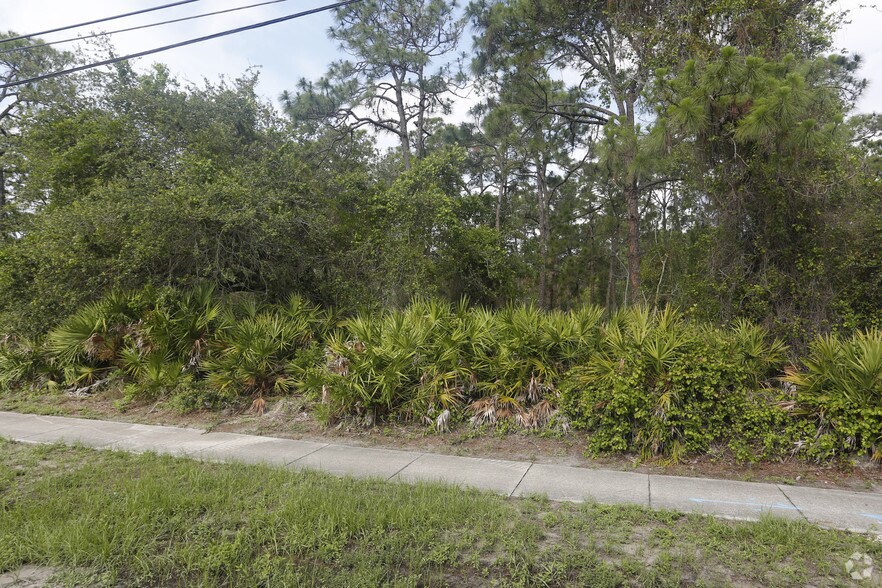 US 41, Fort Myers, FL for sale - Primary Photo - Image 1 of 4